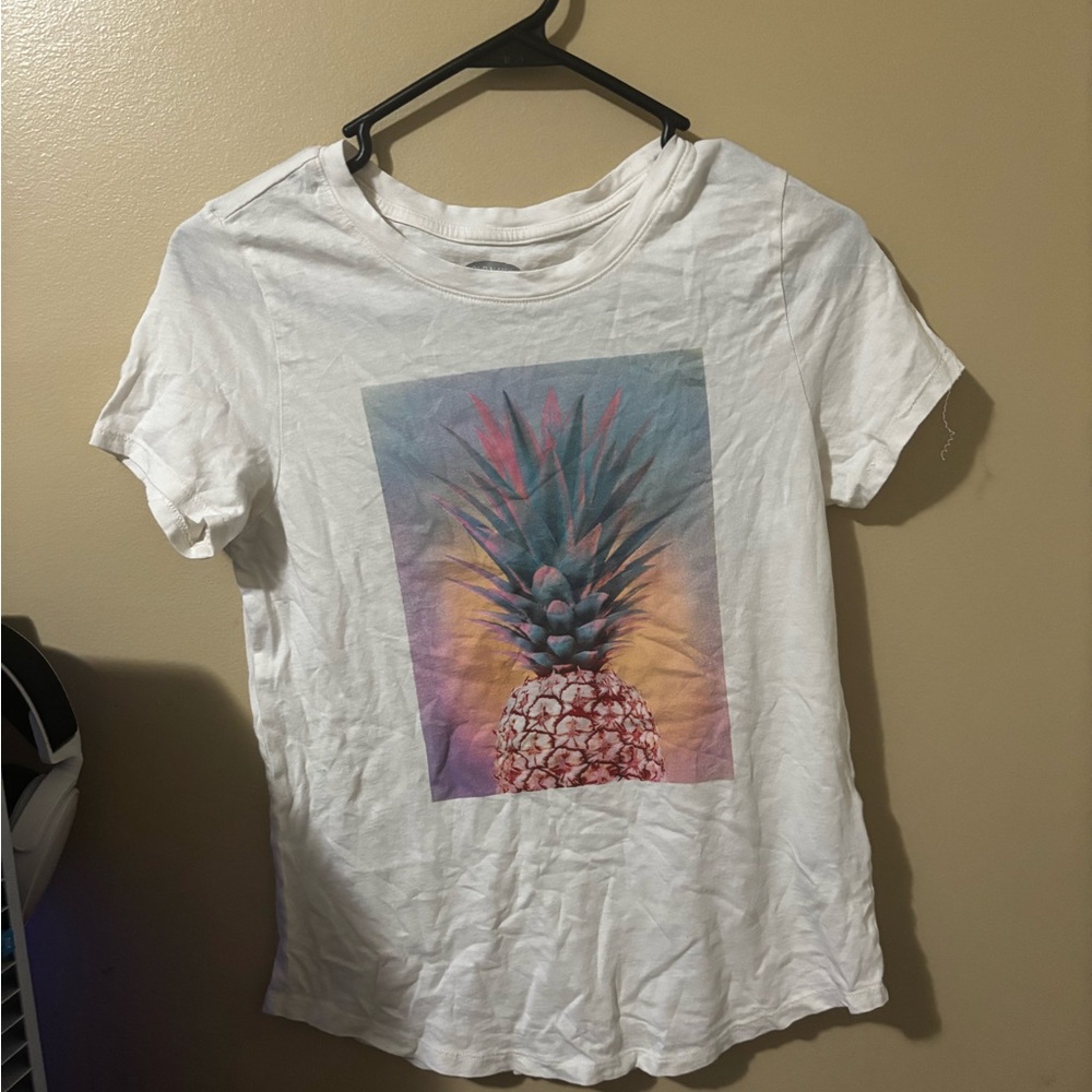Graphic tee